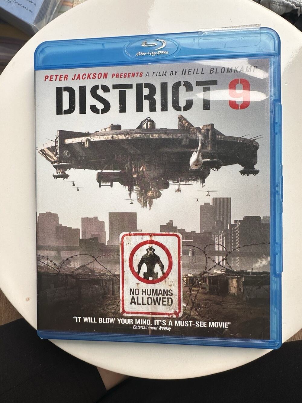 District 9 (Blu-ray, 2009) Watched Once